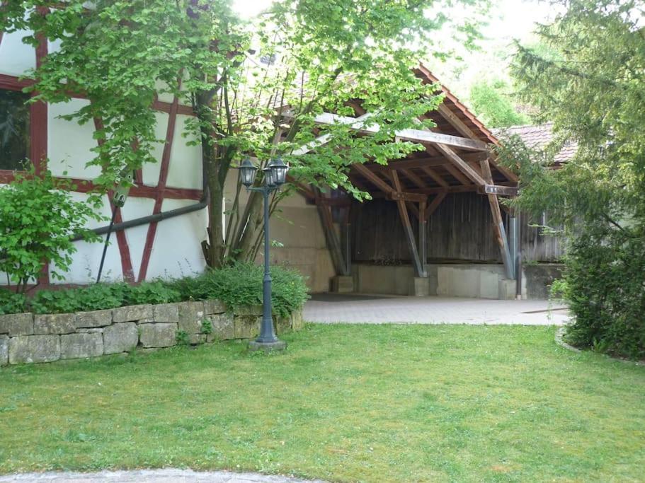 Maisonette-Appartment In Historischem Ambiente イプホーフェン エクステリア 写真