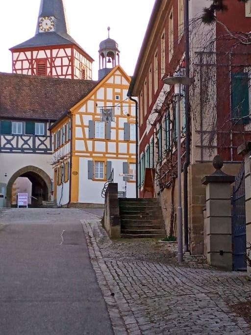 Maisonette-Appartment In Historischem Ambiente イプホーフェン エクステリア 写真